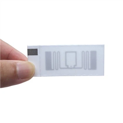 RFID tkaninska oznaka